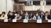 Власти КР намерены развивать женское лидерство и привлекать женщин для управления страной
