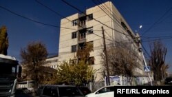 ԳԱԱ Ֆիզիկայի կիրառական պրոբլեմների ինստիտուտի շենքը
