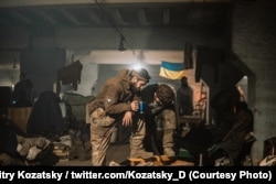Апошнія дні «Азоўсталі». Фатаграфіі Дзьмітрыя Казацкага, пакінутыя ім перад здачай у палон расейскім войскам