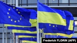 Сьцягі Эўразьвязу і Ўкраіны ў Страсбуры, Францыя. Архіўнае фота