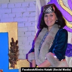 «У своїх витворах на тлі своїх витворів». Кримчанка Ельміра Катаки
