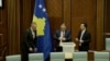 Predsednik Skupštine Kosova Dimalj Baša sprovodi žreb za izbor za zamenika predsednika parlamenta, 28. avgusta 2025. 