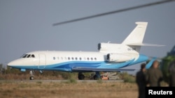 Avion koji je prevozio predsednicu Evropske komisije Ursulu fon der Lajen i njen tim poleteo je s piste vojne baze Mihail Kogalniceanu kod Konstance, u Rumuniji, 1. septembra 2025.
