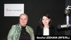 პროფკავშირების გაერთიანების თავმჯდომარის მოადგილე ეთერ მათურელი და საქართველოს პარლამენტის წევრი მაგდა ანიკაშვილი