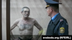 Юры Рубцоў у судзе, архіўнае фота