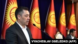 Содир Ҷапаров бо иттиҳоми одамрабоӣ дар зиндон буд, вале дар паи беназмиҳои баъдиинтихоботӣ бо кӯмаки тарафдоронаш аз ҳабс озод карда шуд