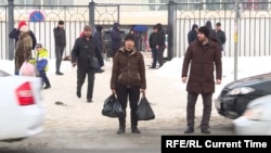 Бархе аз муҳоҷирони дорои шаҳрвандии Русия низ гуфтаанд, ки аз Путин тарафдорӣ мекунанд