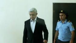Դատախազը դատարանում պահանջեց մոտ 4 մլրդ դրամ բռնագանձել Սերժ Սարգսյանից