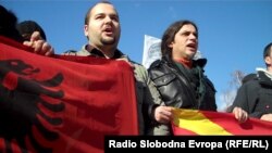 Protesta e 1 marsit...