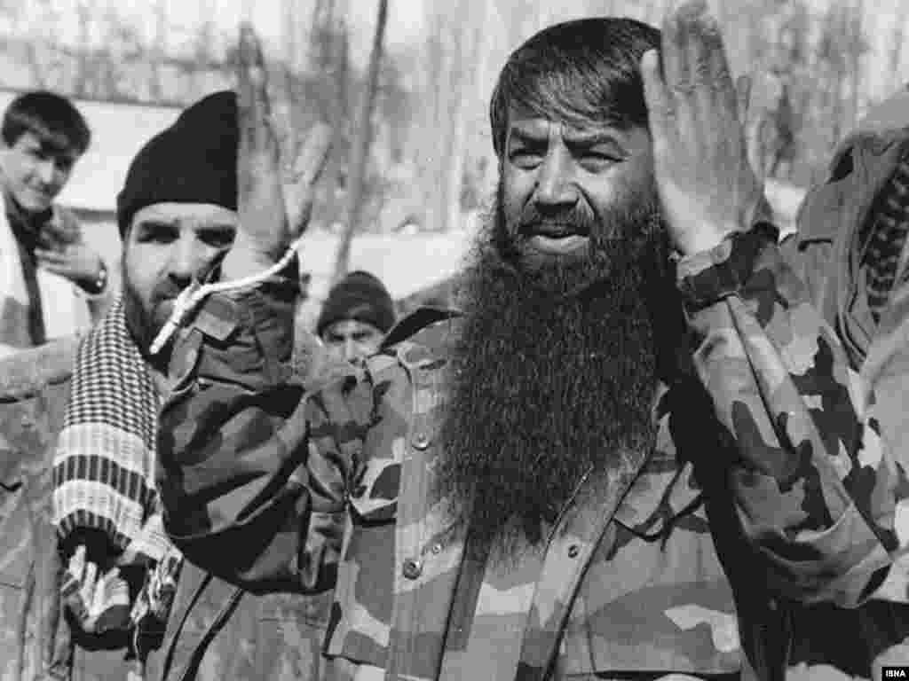 Фармондеҳи собиқи мухолифин Мирзо Зиёев. Акс аз 14 майи соли 1998