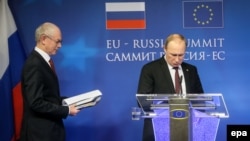 Президент Російської Федерації Володимир Путін і голова Європейської ради Герман Ван Ромпей, архівне фото 