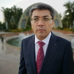Абдуллоҳ Раҳнамо, корманди Маркази тадқиқоти стратегии Тоҷикистон