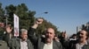 از ديد بيزينس مانيتور، يکی از مهمترين نقاط ضعف فضای تجاری ايران، ادامه روند کند خصوصی سازی است.