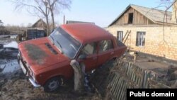 Последствия наводнения в Карагандинской области. 31 марта 2014 года. Фото из Twitter-аккаунта агентства Bnews.kz.