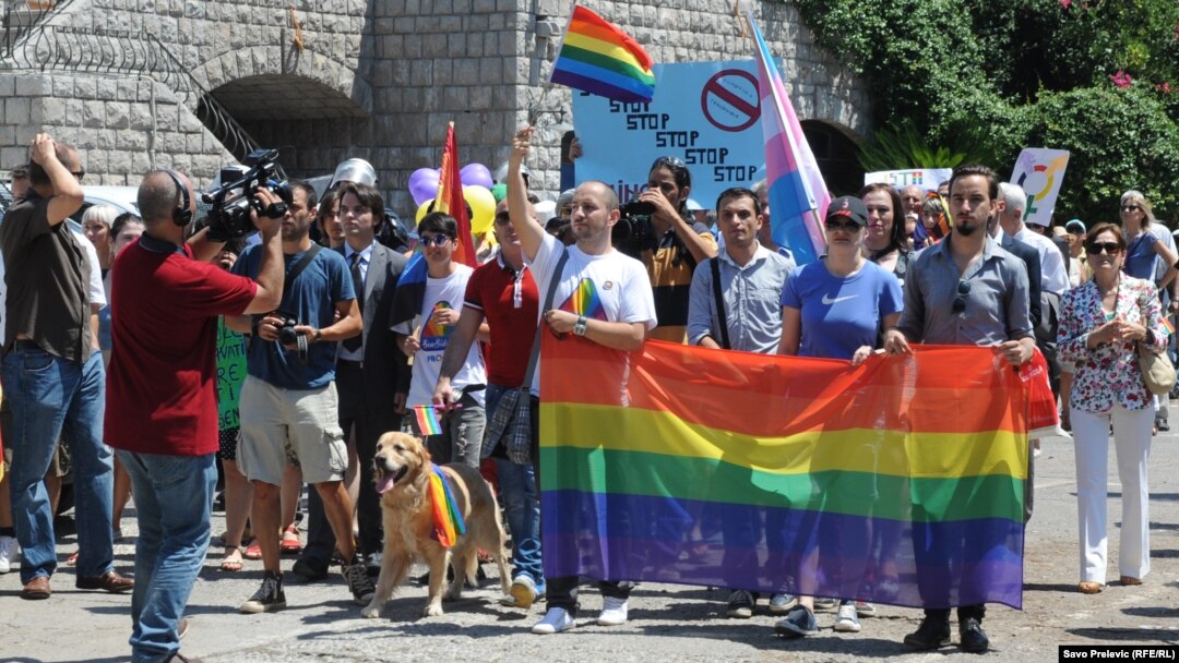 Parada ponosa u Budvi u ljeto 2013. 
