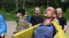 Былы ўкраінскі палонны па вяртаньні на радзіму, 9 чэрвеня 2025 году