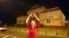 У Менску затрымалі і хутка адпусьцілі Марыю Калесьнікаву