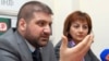 Armenia -- "Zhamanak" daily editor Arman Babajanian (L) and "Hraparak" editor Armine Ohanian at a news conference, 7Apr2011.
